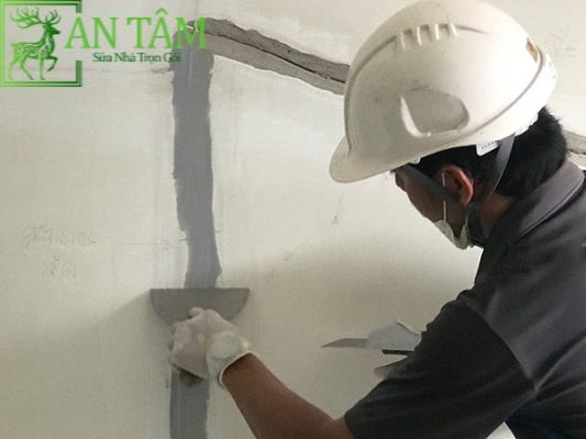 cách sửa nhà khi bị nứt tường