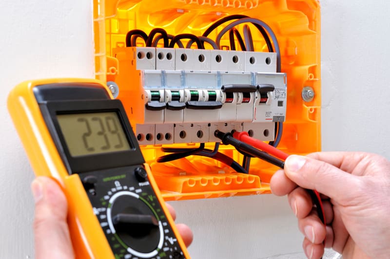 Điện Yếu Khi Bật Nhiều Thiết Bị